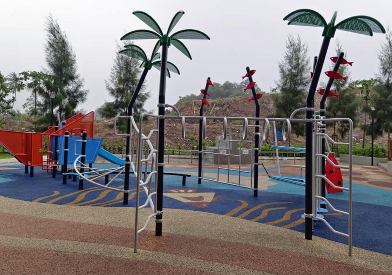 Mutiara Melaka Beach Resort - Islamic Compliance Only Tangga Batu Ngoại thất bức ảnh